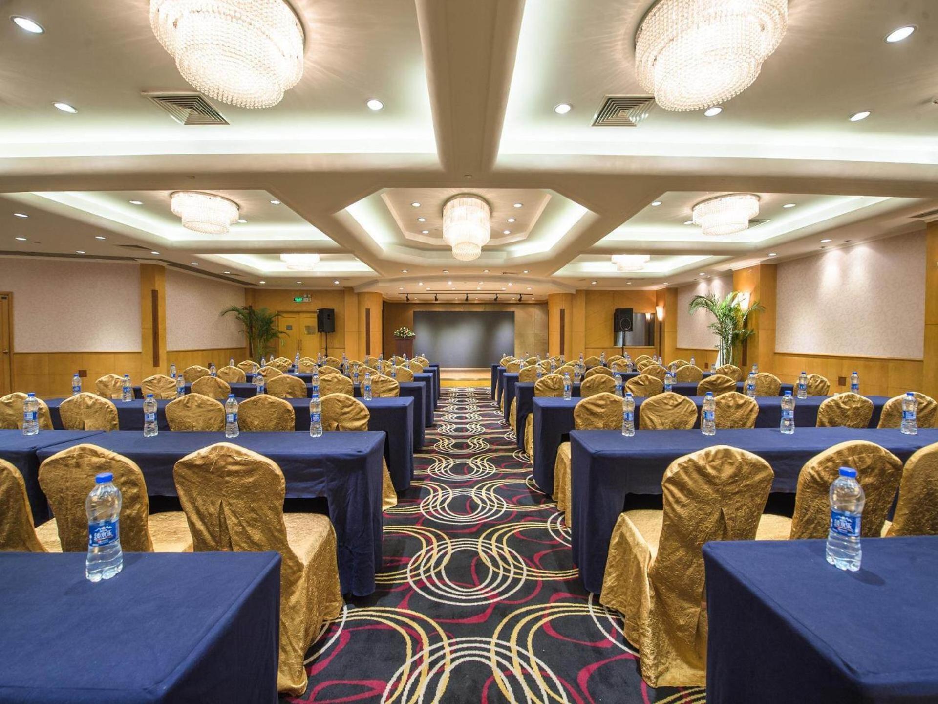 Park Inn By Radisson Shanghai Downtown Extérieur photo